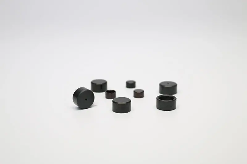 Ferrea 5/16 .310 Id .163 Deep Lash Caps - Set Of 16 (Use W/.250 Valve Tip Length/K10054) 1