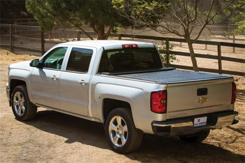 Pace Edwards Switchblade Retractable Tonneau Cover For 2022–2023 Toyota Tundra 1